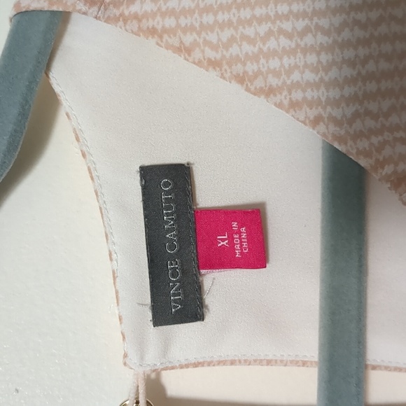 Vince Camuto Top - Picture 4 of 6